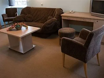 Hotel Marinas Nams